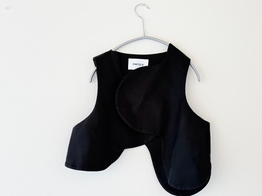enfold エンフォルド wave cropped vest ナゴンスタンス