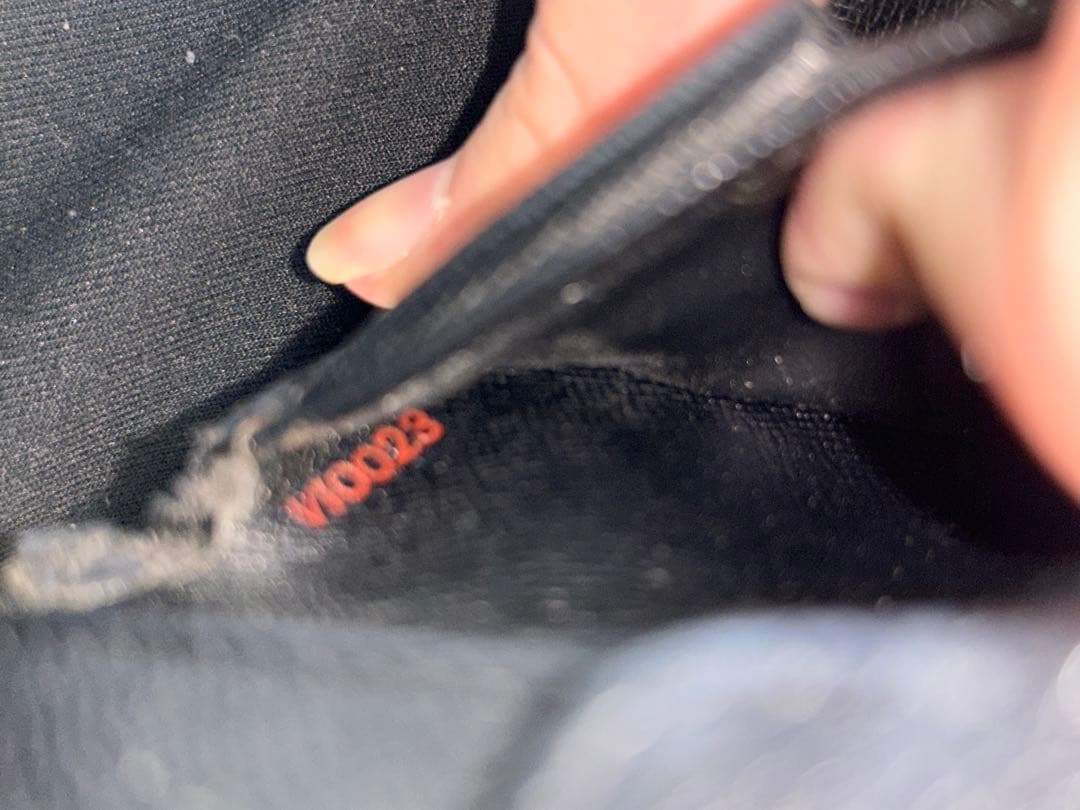 早い者勝ち！！ 「Louis Vuitton 二つ折り財布 ブラック」