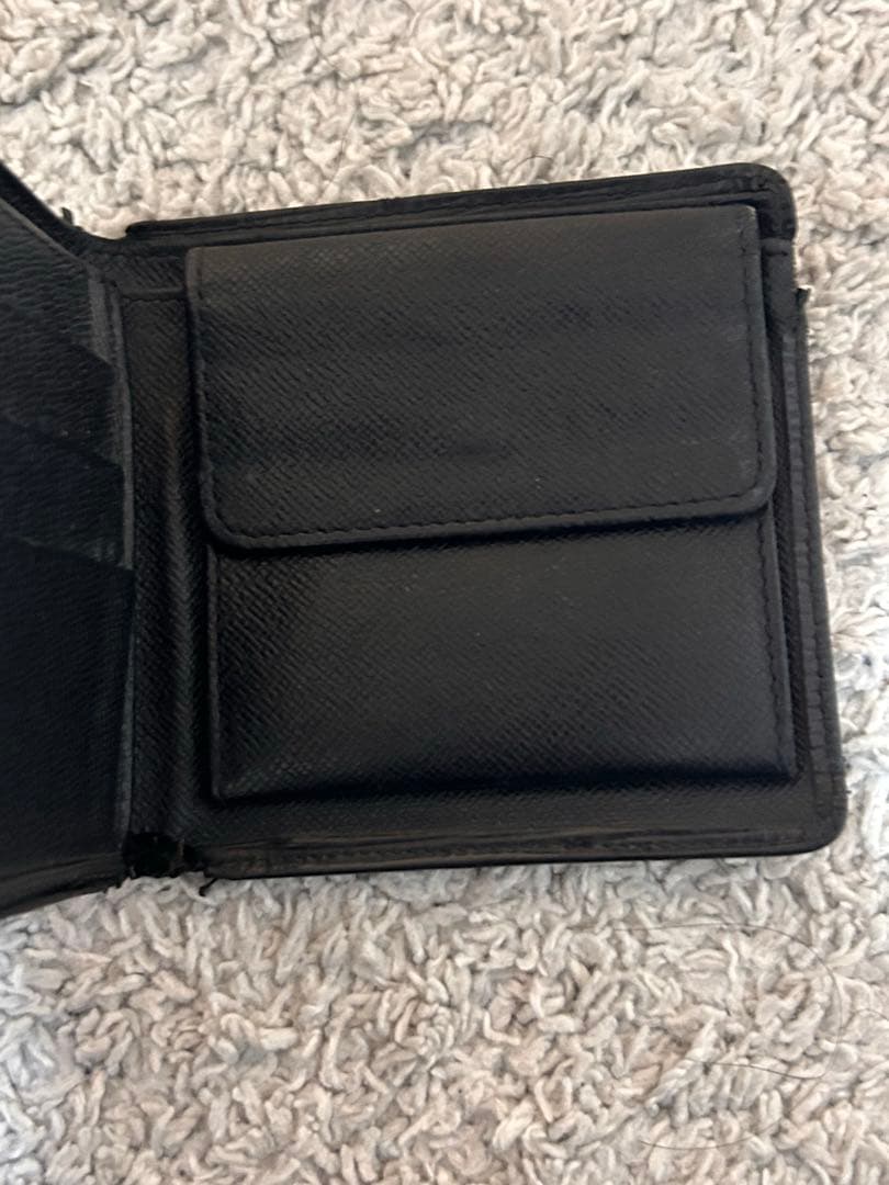 早い者勝ち！！ 「Louis Vuitton 二つ折り財布 ブラック」