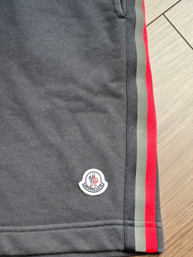 モンクレール ハーフパンツ ショートパンツ Sサイズ