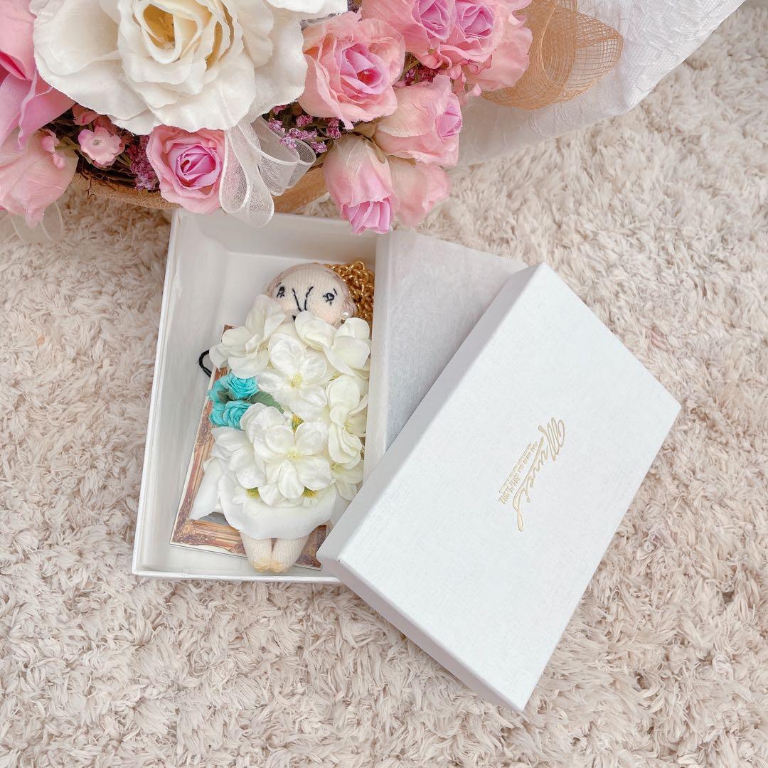 【Johnny様♡】MUVEIL グランマチャーム　LILYさん♡ キーホルダー