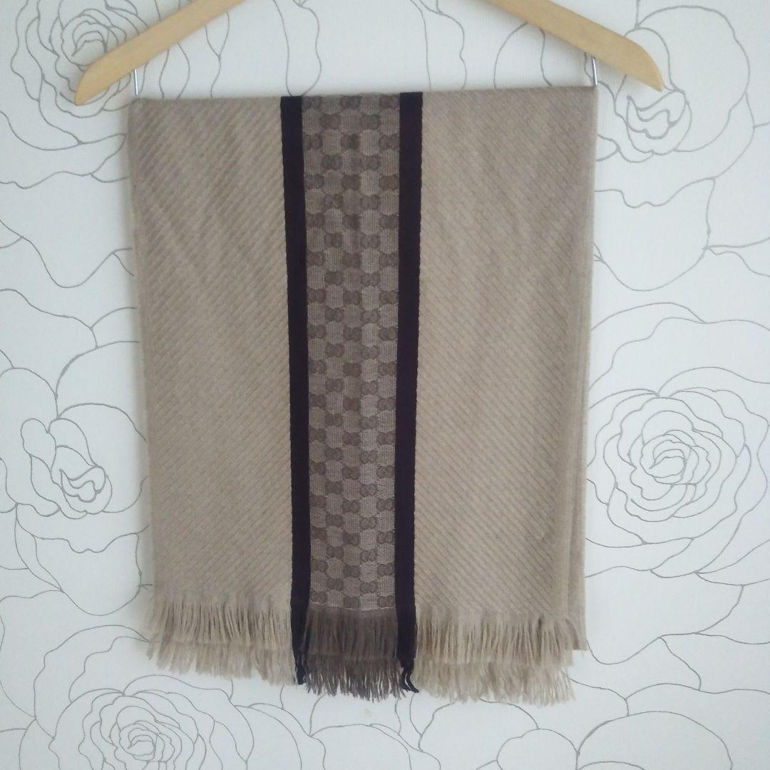 GUCCI マフラー レディース