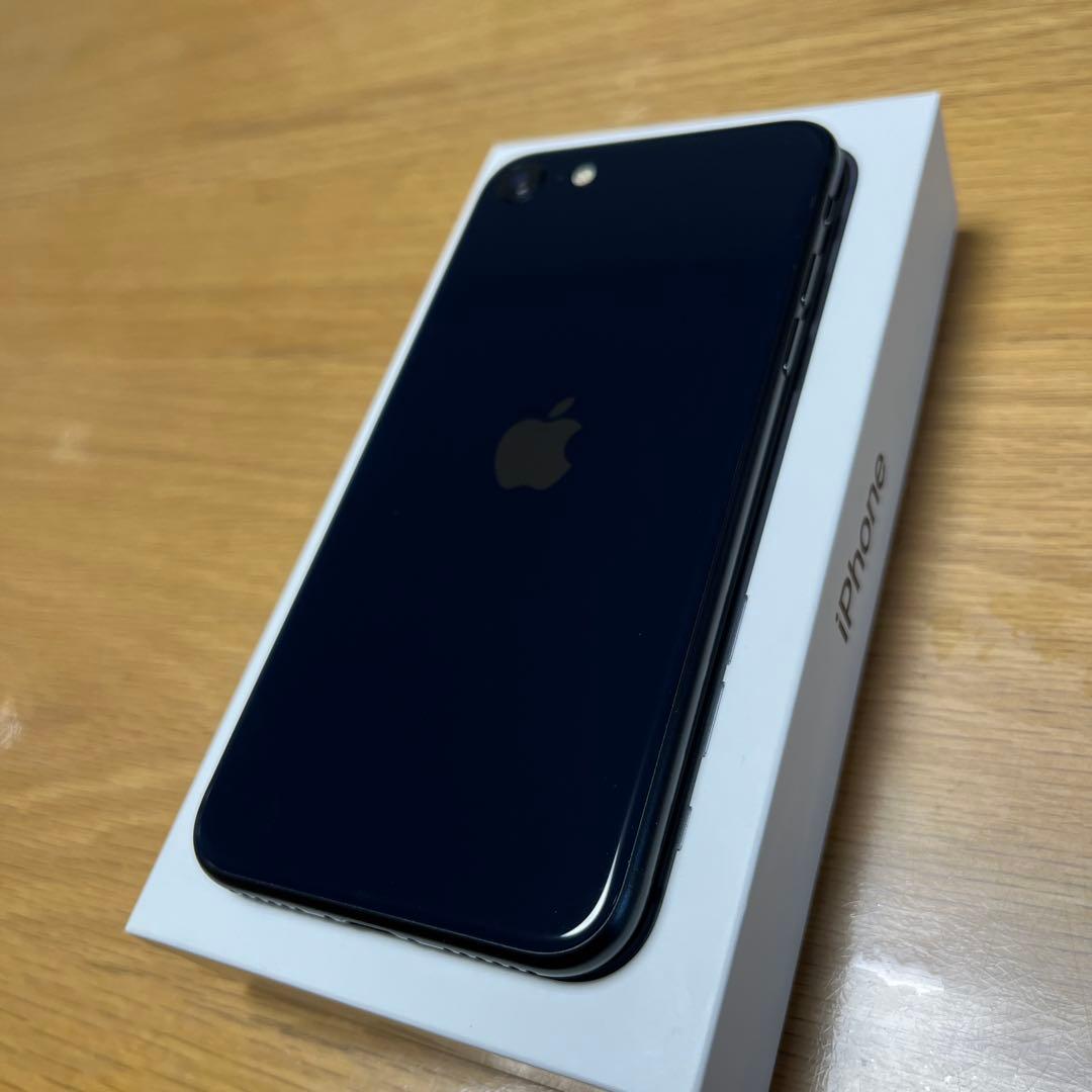 超美品 iPhone SE (第3世代) ミッドナイト 64GB