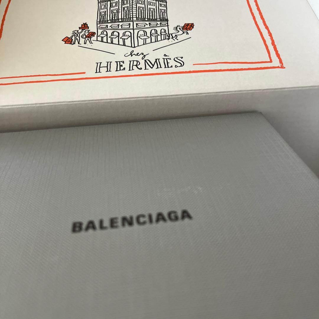 専用 バレンシアガ コンパクト財布※追記あり