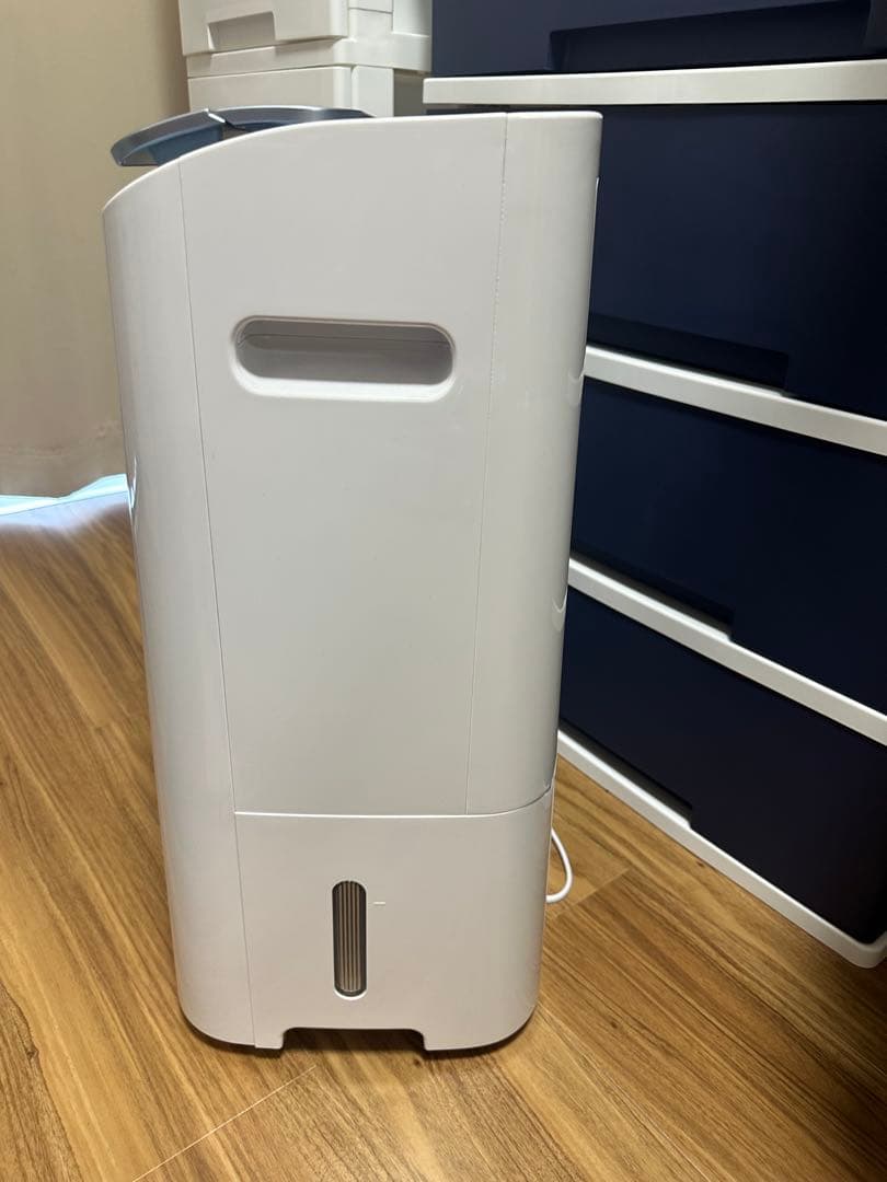 2025年製　シャープ 除湿機 兼 空気清浄機 CV-EF120-W