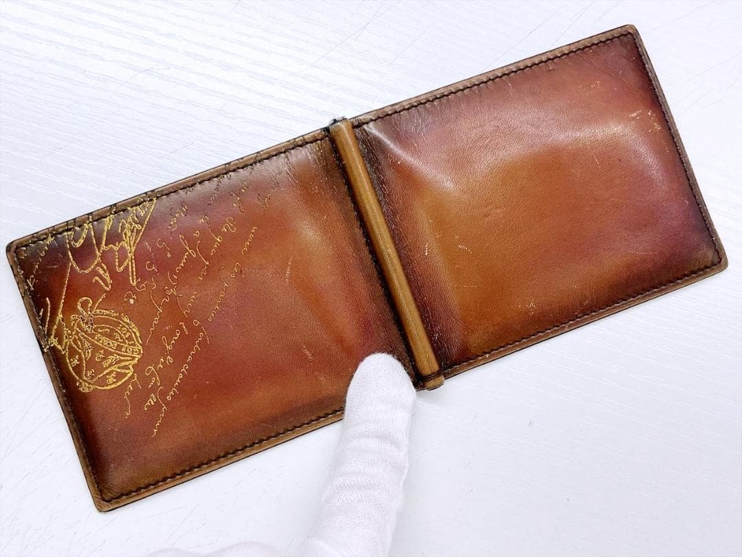 Berluti　ベルルッティ　フィギュア　スクリットレザー　マネークリップ