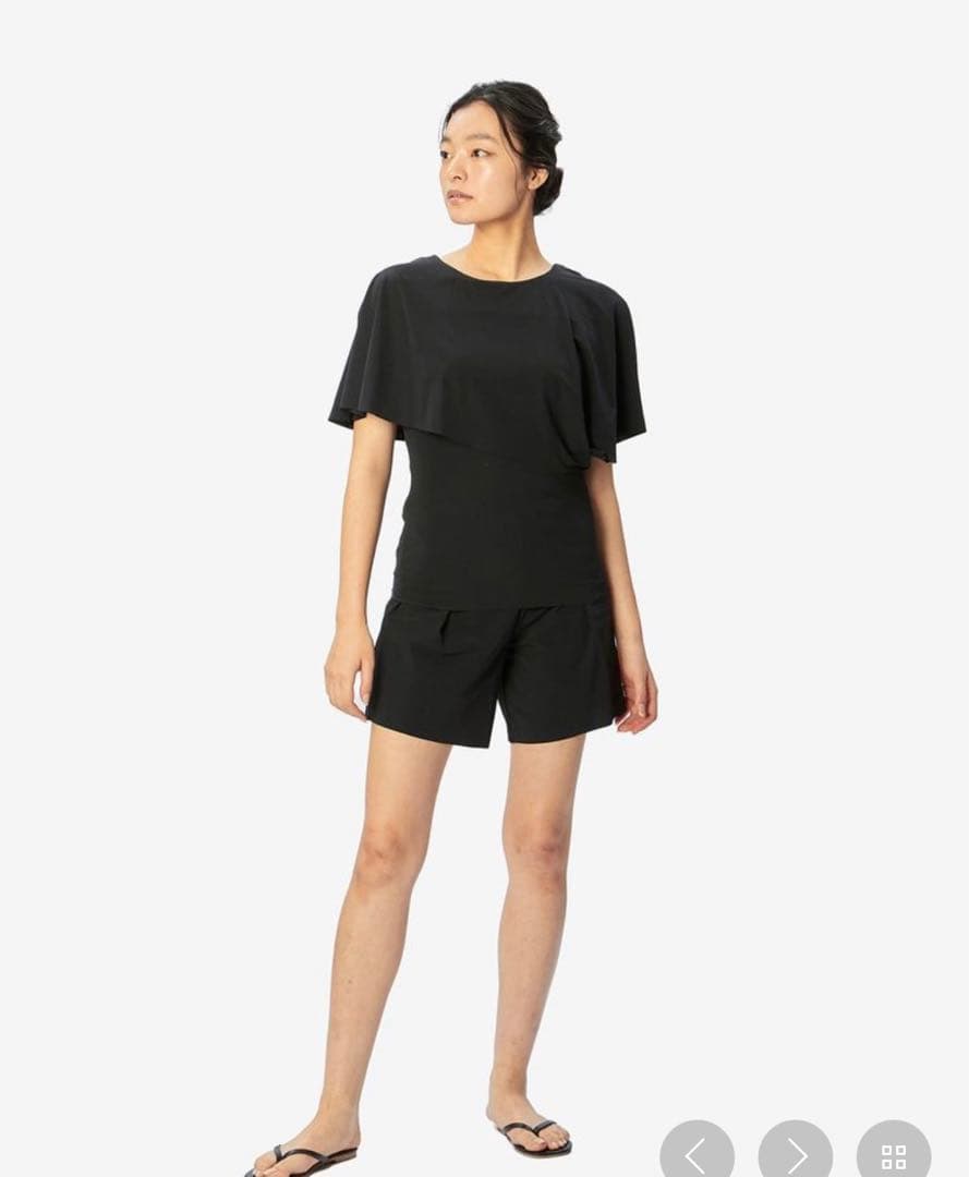 フレアカラーセパレーツ　speedo 水着　ビキニ　roxy seea op