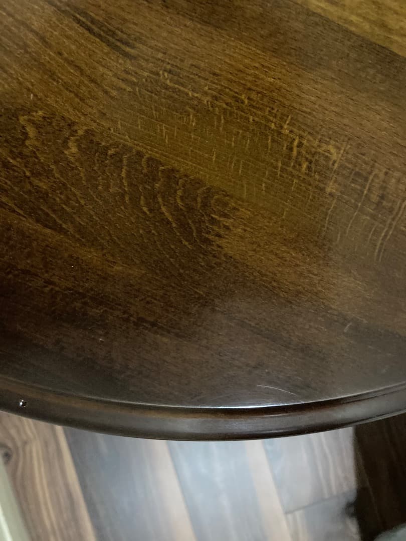 karimoku コロニアル　ウォルナットの丸テーブル