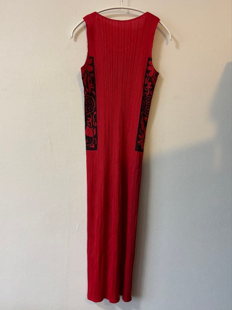 ノースリーブ ロングワンピース レッド