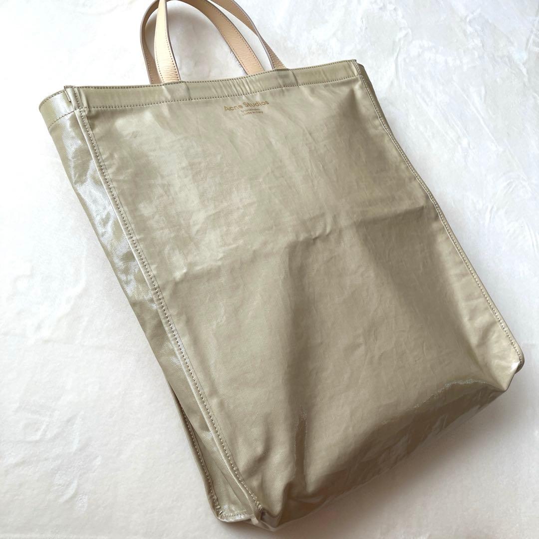Acne studios アクネ オイルクロス シャイニートートバッグ ベージュ