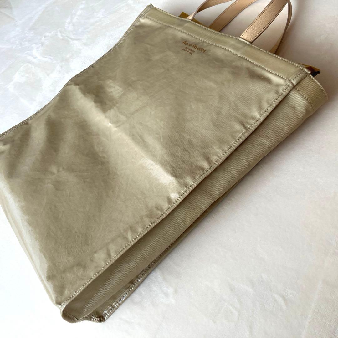 Acne studios アクネ オイルクロス シャイニートートバッグ ベージュ