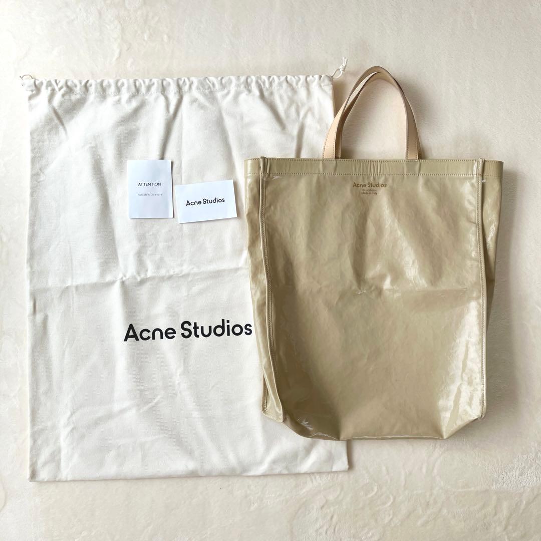 Acne studios アクネ オイルクロス シャイニートートバッグ ベージュ