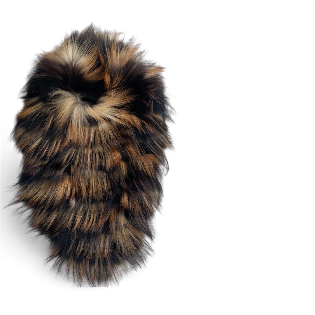 フェンディ　高級　ティペット　ファー　毛皮　マフラー　ストール　フォックス