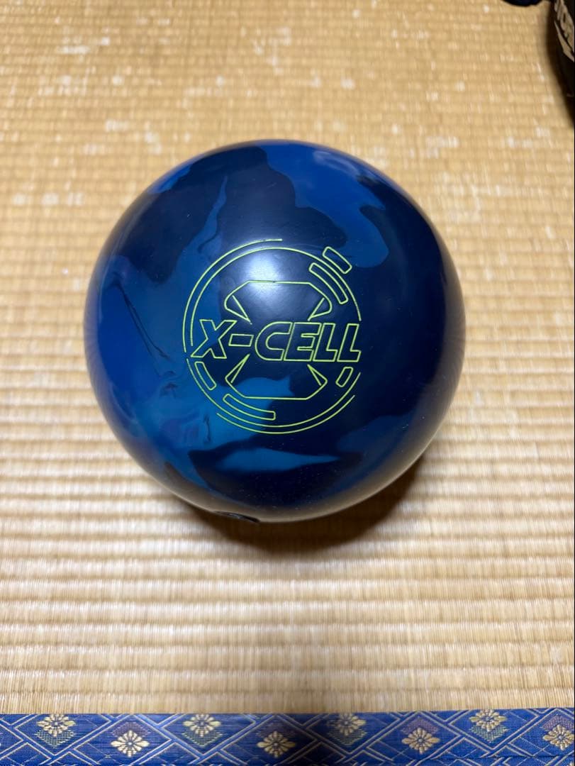 X-CELL ボウリングボール