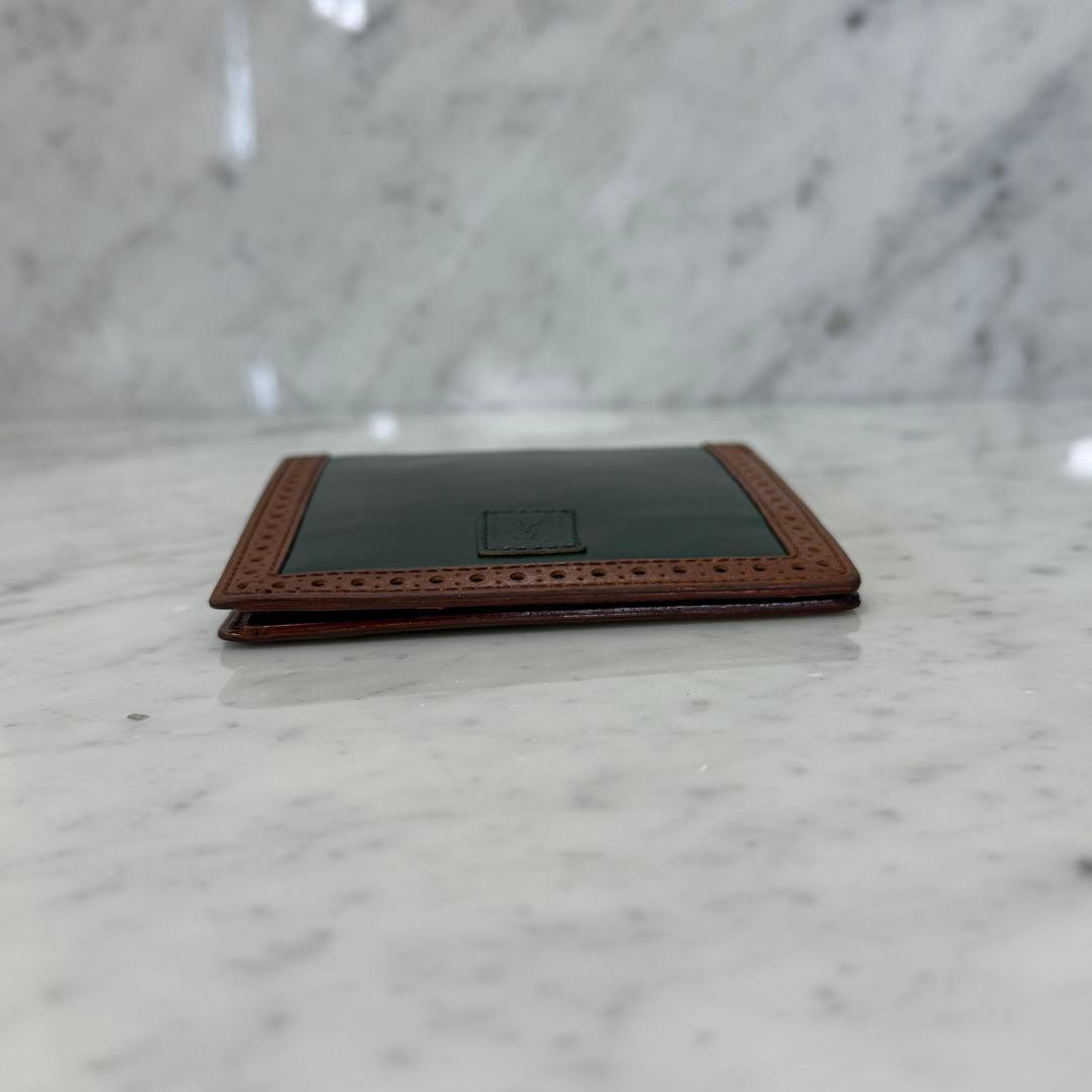 美品 Yves Saint Laurent イヴサンローラン 二つ折り財布 本革