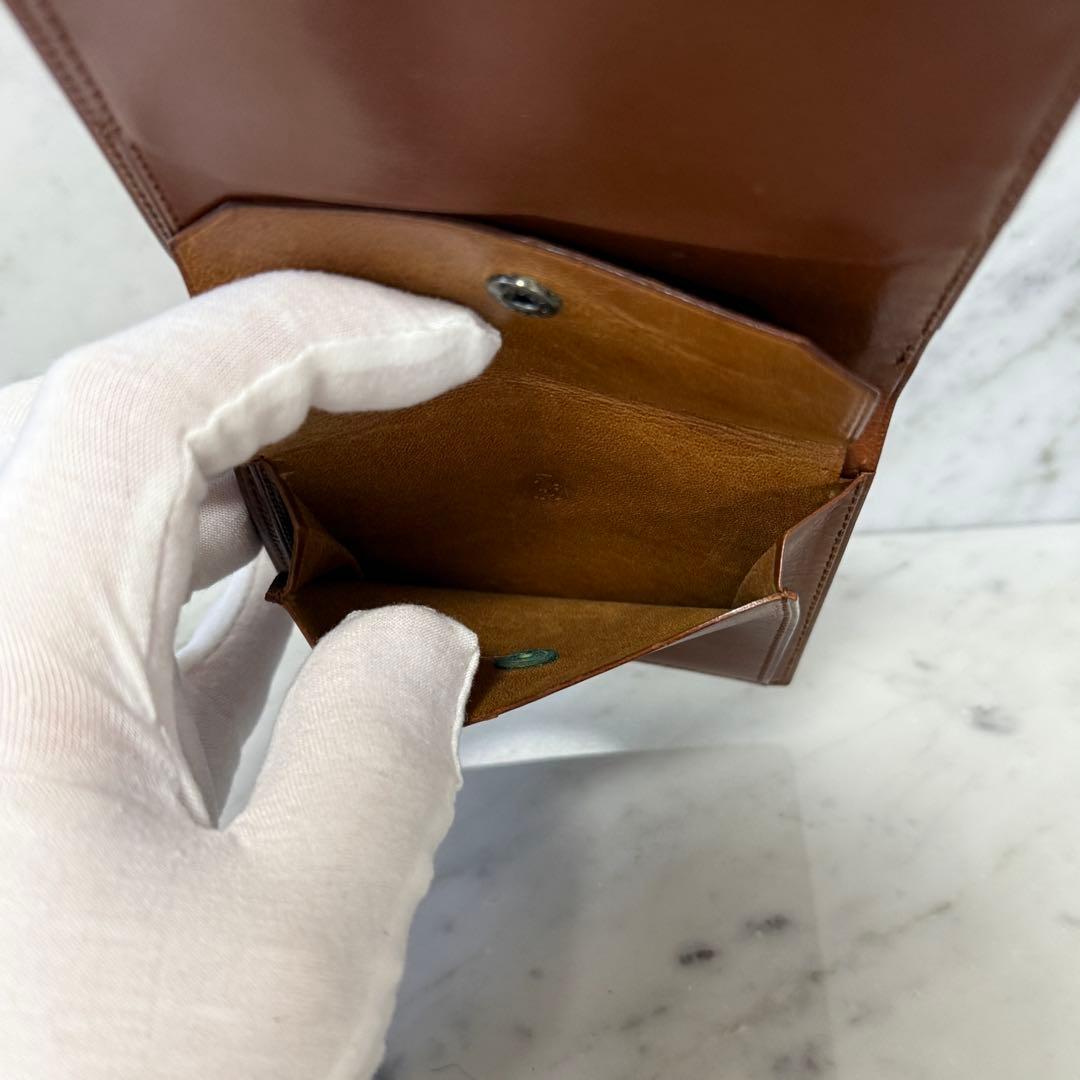 美品 Yves Saint Laurent イヴサンローラン 二つ折り財布 本革