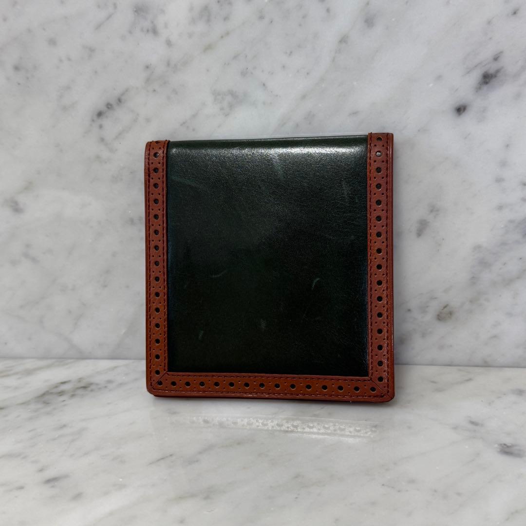 美品 Yves Saint Laurent イヴサンローラン 二つ折り財布 本革