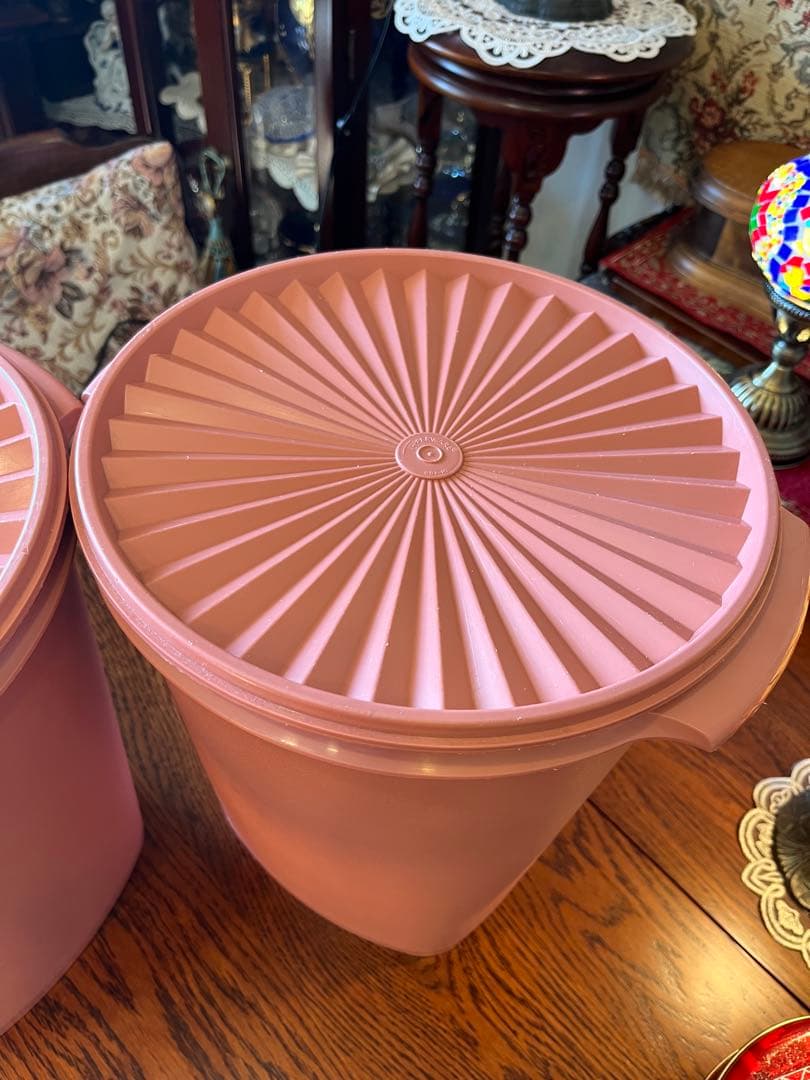 タッパーウエア　TUPPER WARE 2個セット 大きいサイズ♪