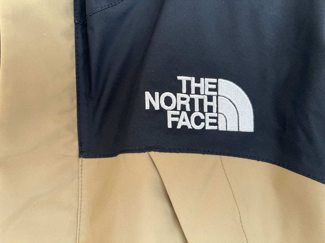 【美品】THE NORTH FACE フード付きジャケット ベージュ/黒