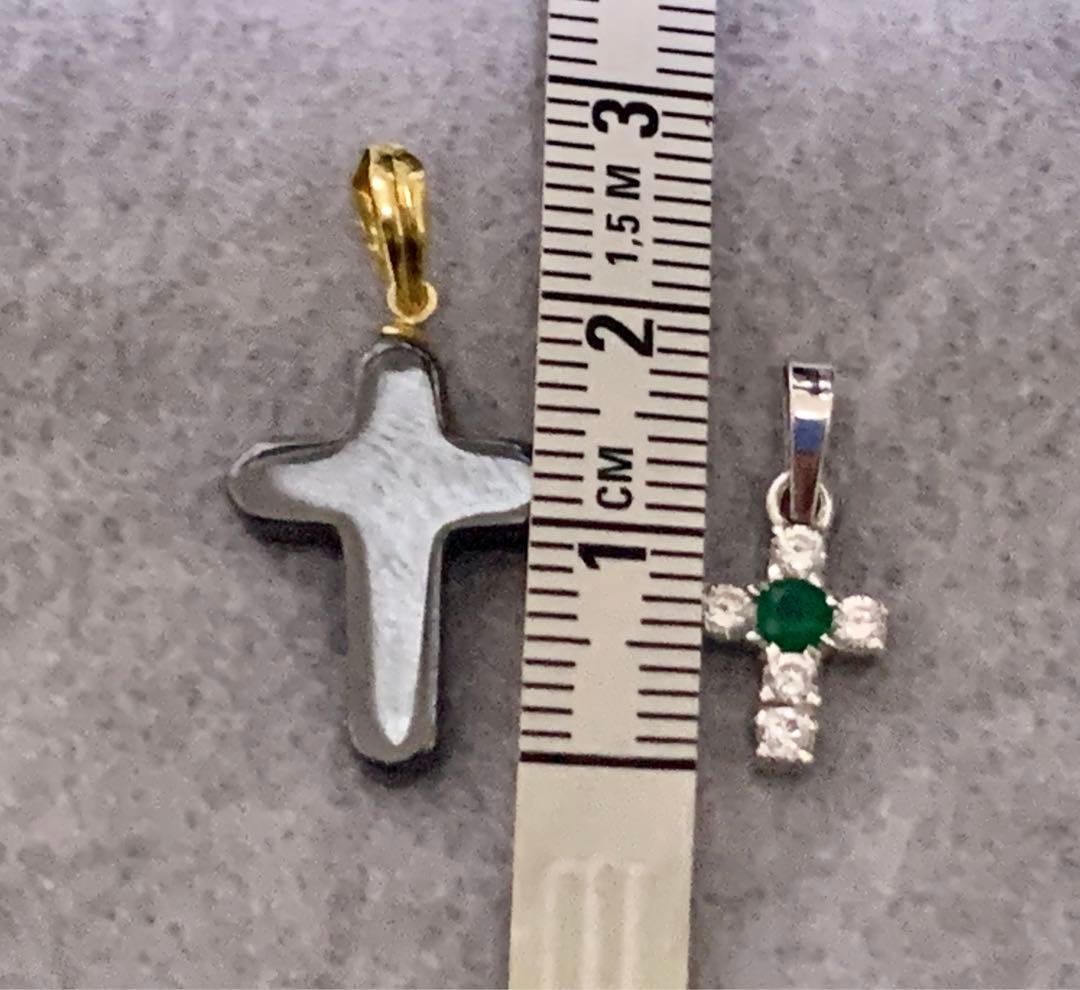 750ホワイトゴールドクロスペンダント& K18ヘマタイトクロス