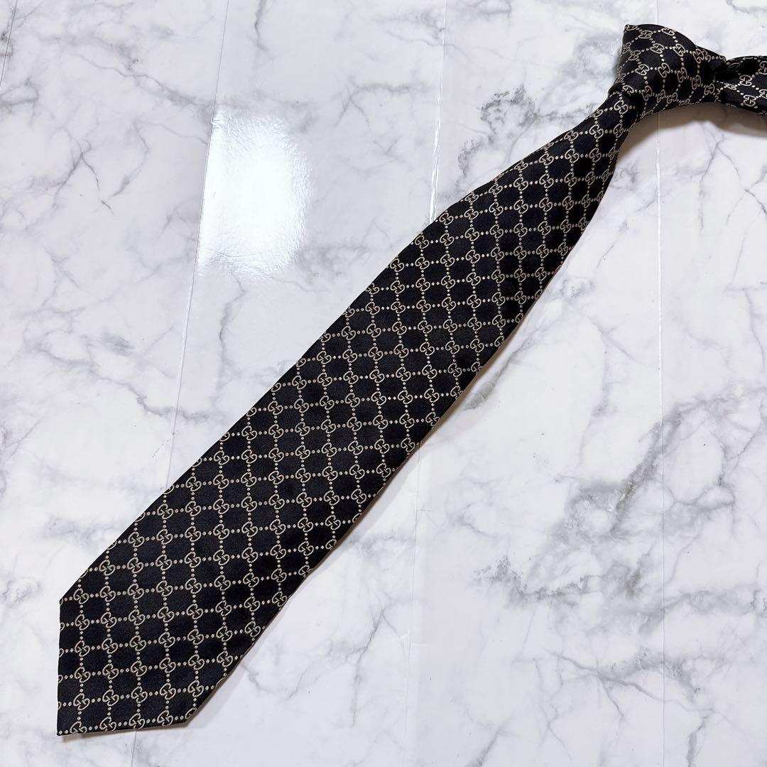 GUCCI ネクタイ　gg柄　ブラック　シルク