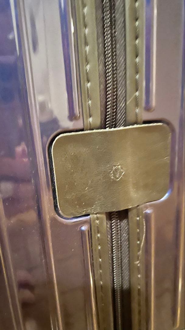 セール☆美品リモワ　エッセンシャル　ライト　19L ネイビー