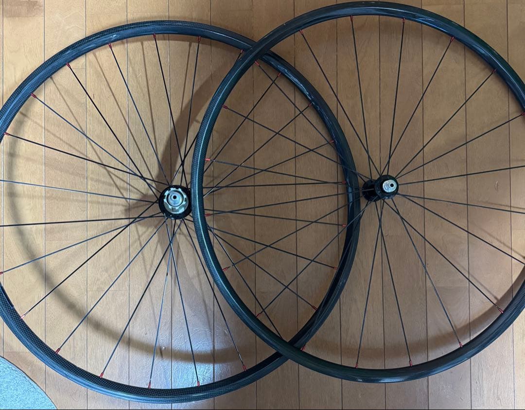 カーボンホイール　700c カンパニョーロ