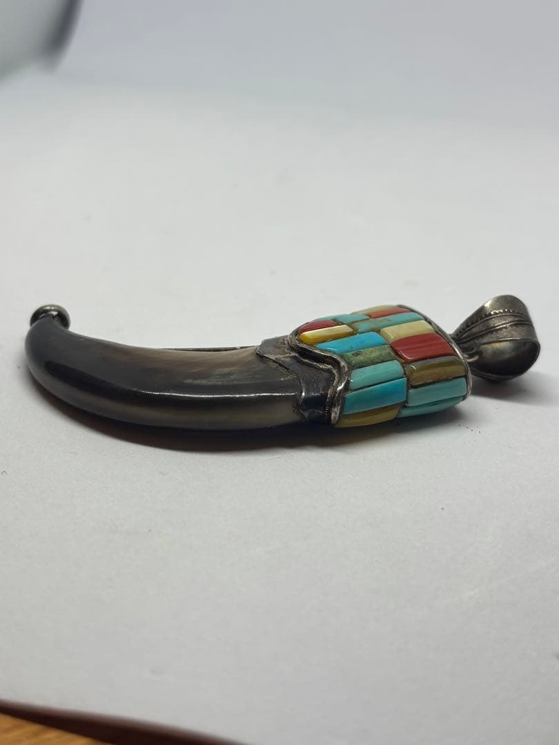 インディアンジュエリー Silver 925 熊爪 ターコイズ 系　b