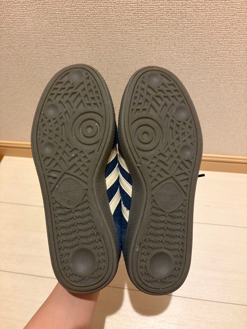 adidasアディダスspezialスペツィアル23.5cm