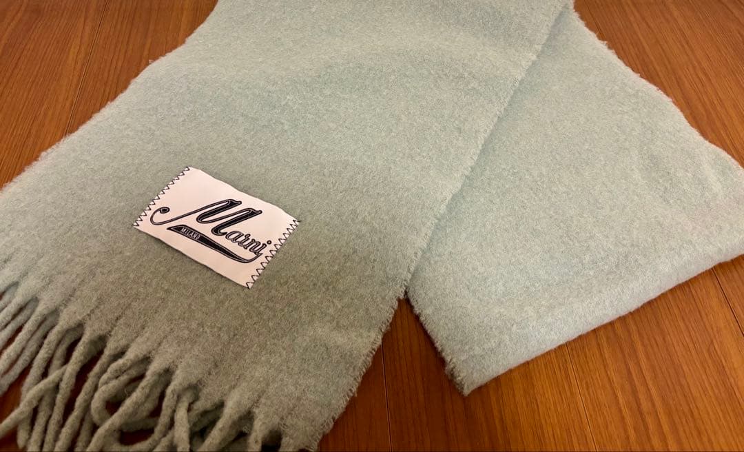 マルニ　MARNI マフラー ストール リンデン