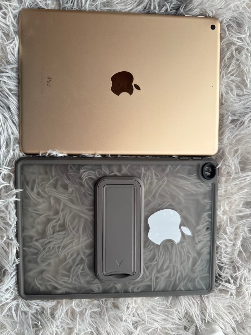 AppleiPad ゴールド 本体 + not genuine Pen+ ケース