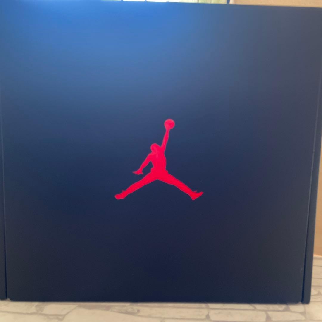 エアジョーダン　スニーカー〔試着のみ〕