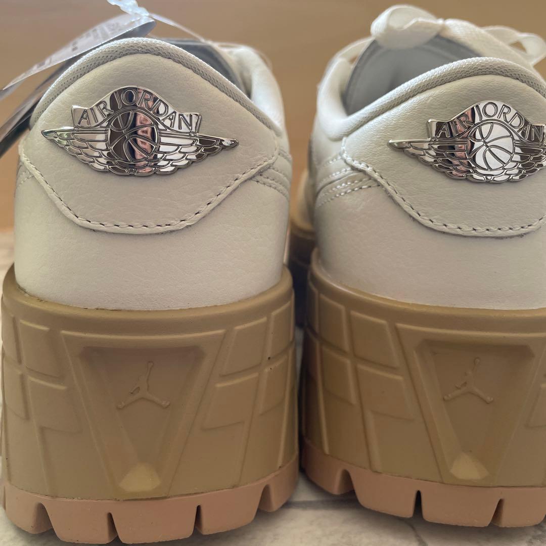 エアジョーダン　スニーカー〔試着のみ〕