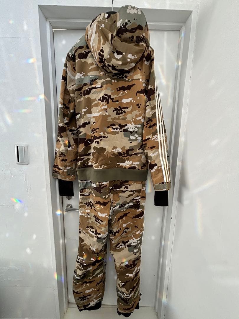 YAJI 専用adidas 迷彩 スノーボードウェア
