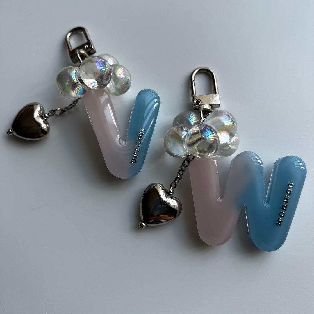 seventeen セブチ　キーホルダー　ペンライト　アクセサリー