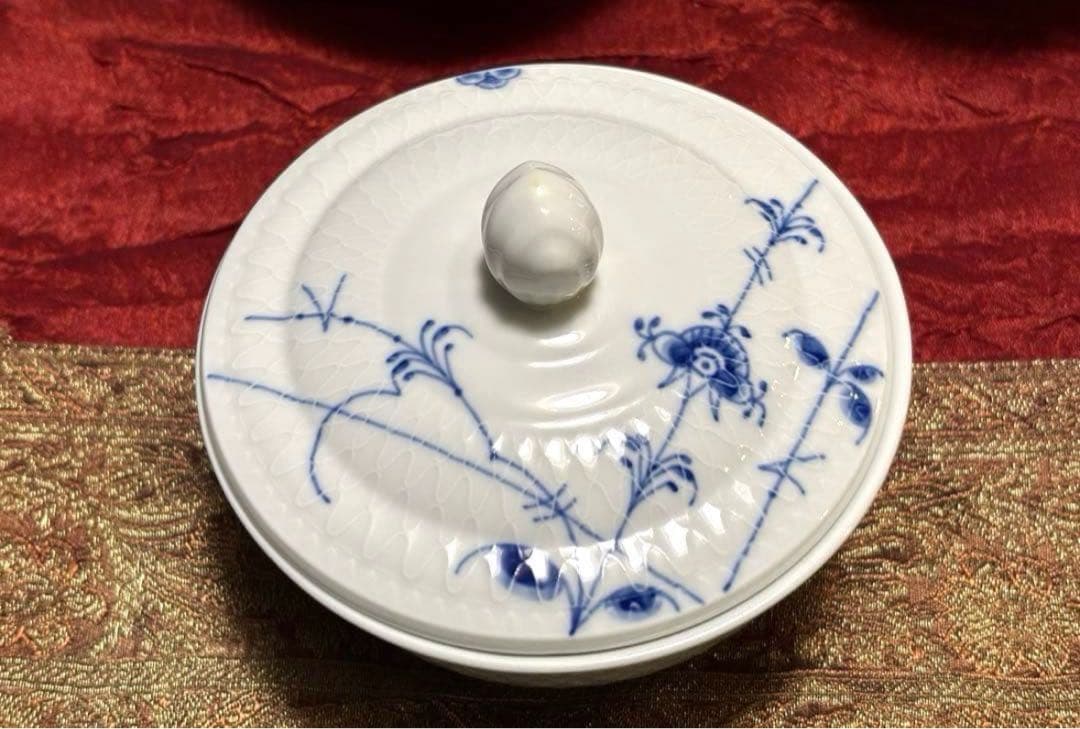 新品　  ブルーパルメッテ蓋付きボウル 2客セット