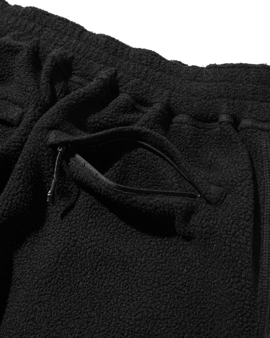 新品　clessteフリースパンツ黒