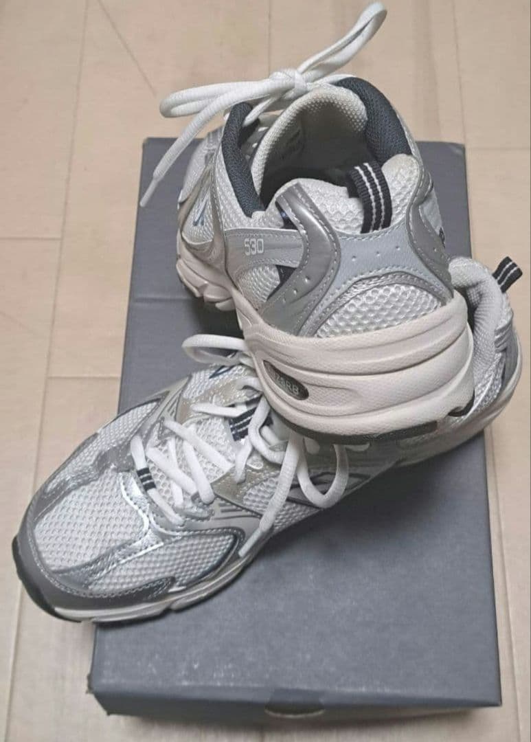 【正規品】美品 ニューバランス530KA 24.5 ホワイト×シルバー×ネイビー