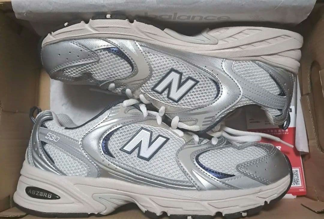【正規品】美品 ニューバランス530KA 24.5 ホワイト×シルバー×ネイビー