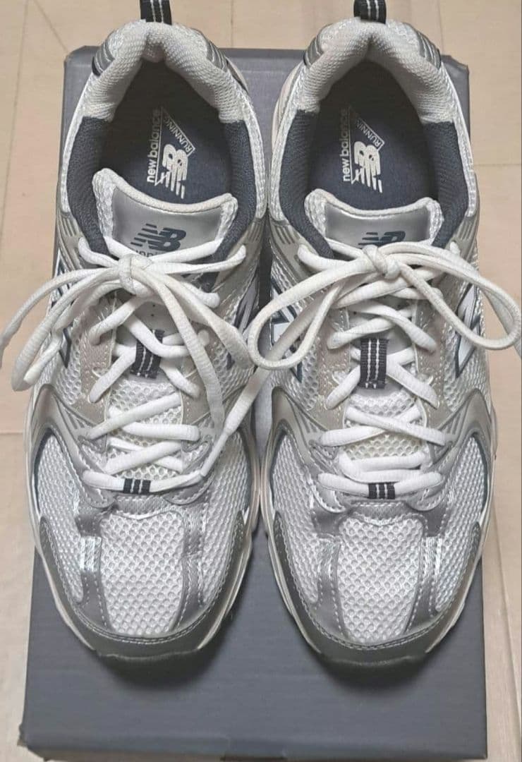 【正規品】美品 ニューバランス530KA 24.5 ホワイト×シルバー×ネイビー