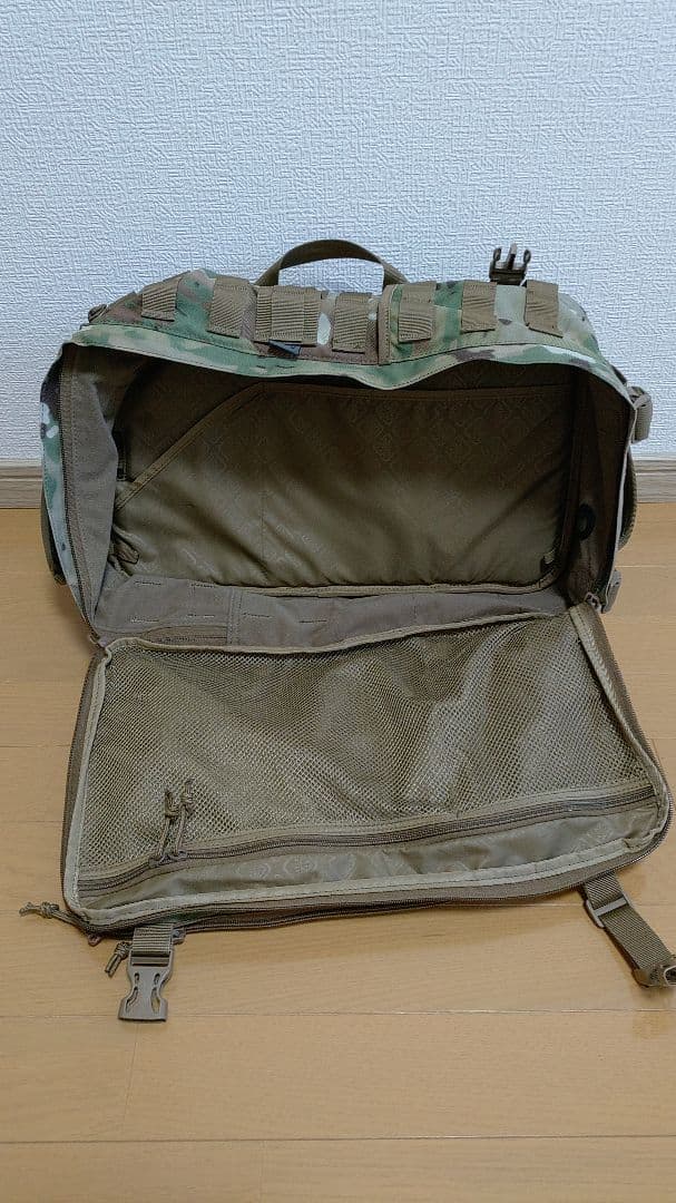 HAZARD4 Sidewinder フルサイズラップトップスリングパック