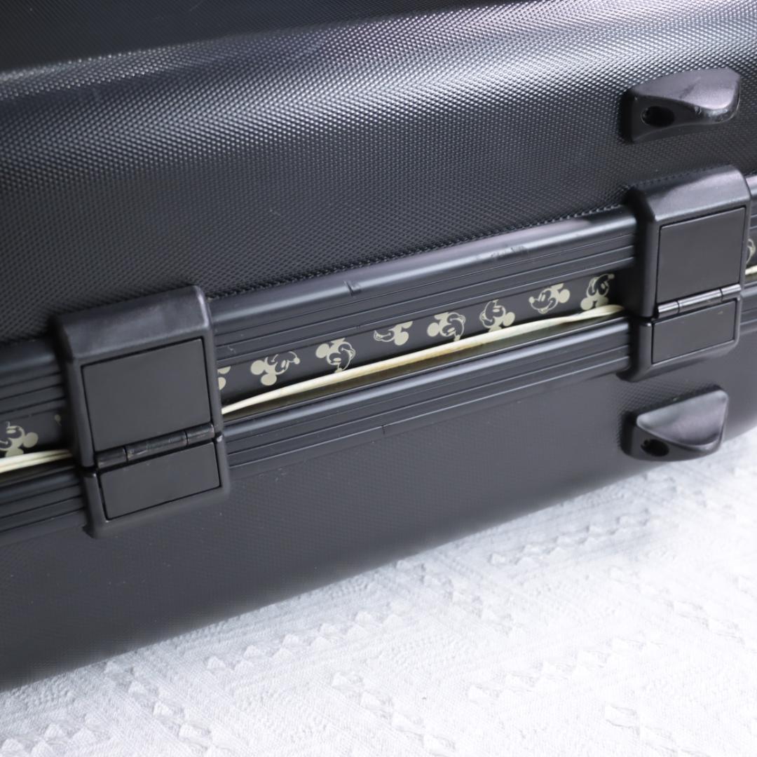 希少！特大サイズ！ミッキーマウス　スーツケース　キャリーバッグ 軽量カーボン素材