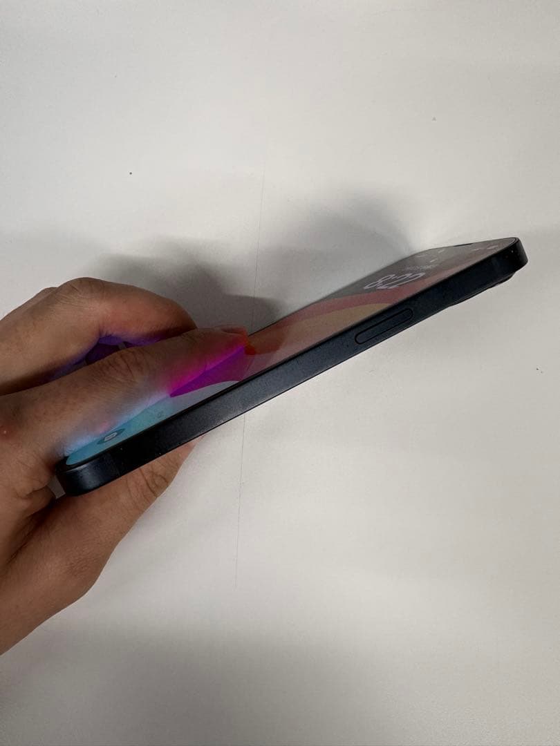 iPhone13 本体128GB ジャンク カメラ以外正常！傷あり箱充電コード付