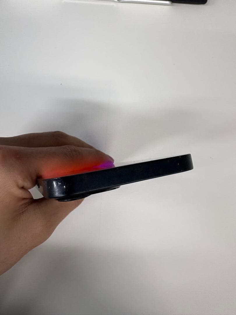 iPhone13 本体128GB ジャンク カメラ以外正常！傷あり箱充電コード付