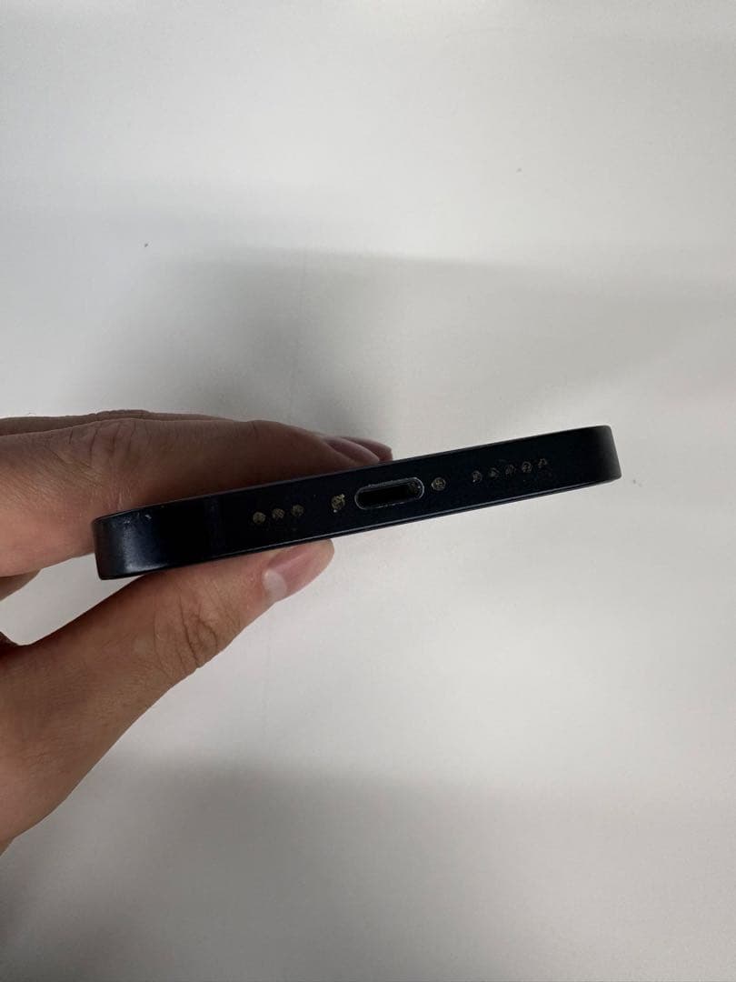 iPhone13 本体128GB ジャンク カメラ以外正常！傷あり箱充電コード付