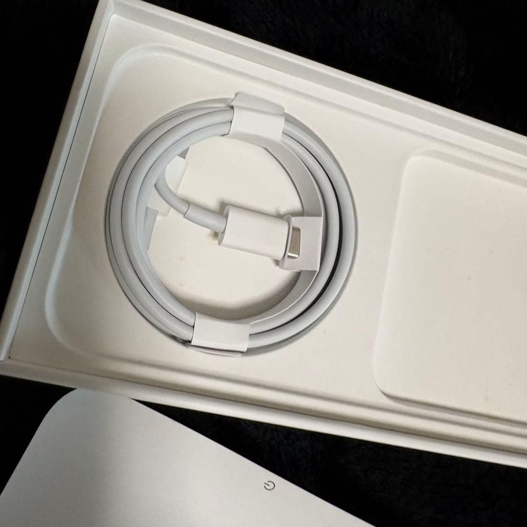 iPhone13 本体128GB ジャンク カメラ以外正常！傷あり箱充電コード付