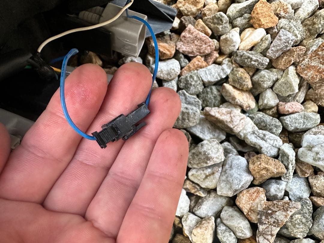 プリウスα US仕様 LEDヘッドライト