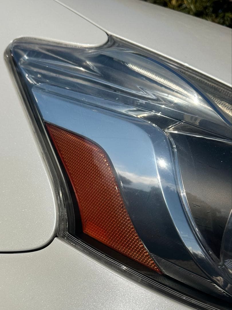 プリウスα US仕様 LEDヘッドライト