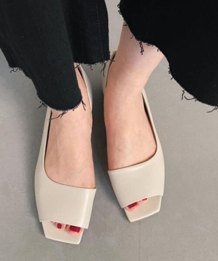 PELLICO ペリーコ　オープン トゥ フラット パンプス