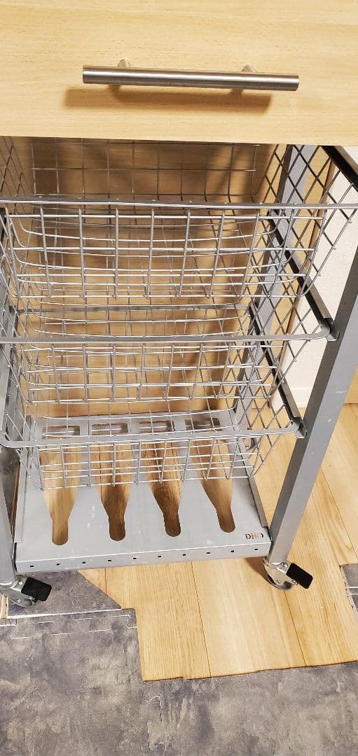 コンランショップ キャスター付きキッチンワゴン 3段ワイヤーバスケット 値下げ